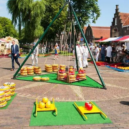 Winter At Our Houseboat 