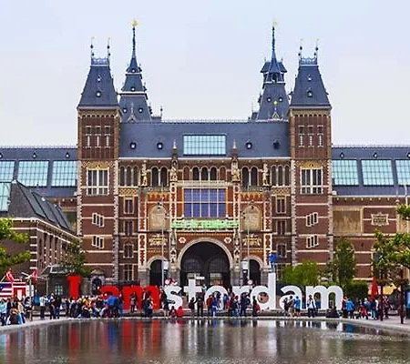 Winter At Our Houseboat 