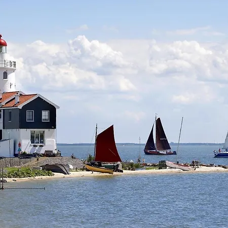 Winter At Our Houseboat 