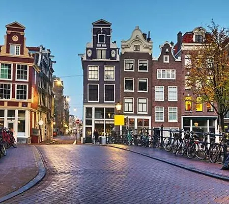 Winter At Our Houseboat 